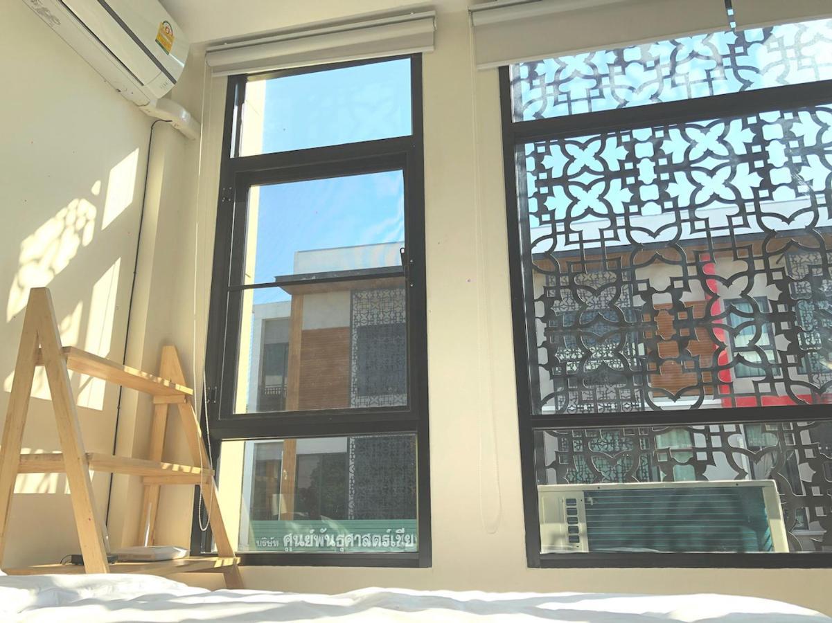 チエンマイ Paper Plane Cnx Bed & Breakfast エクステリア 写真